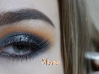 Alicee Salopes de 18 ans