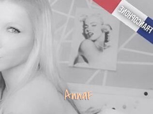 AnnaF Salopes de 18 ans