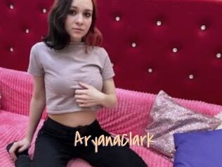 AryanaClark Salopes de 18 ans