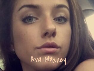 Ava_Maxxey