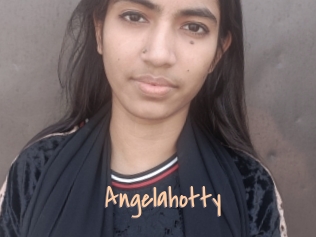 angelahotty Salopes de 18 ans