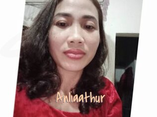 anliaathur Salopes de 18 ans