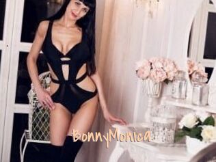 Bonny_Monica
