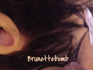 Brunettebomb