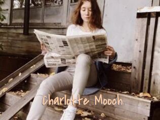 Charlotte_Mooch