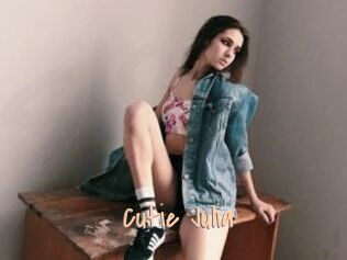 Cutie_Julia