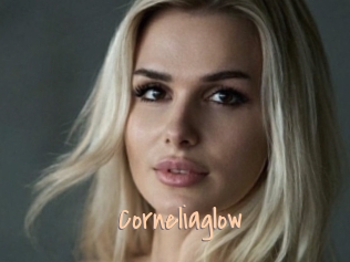Corneliaglow