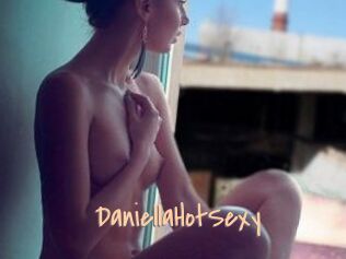 DaniellaHotSexy