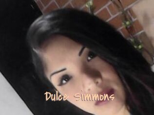 Dulce_Simmons