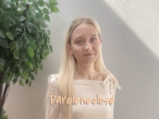 Dareleneclose