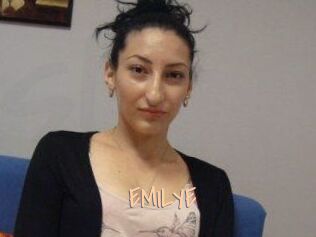 EMILYE_ Salopes de 18 ans