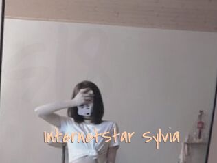 InternetStar_Sylvia