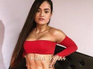 Kiara_Evans