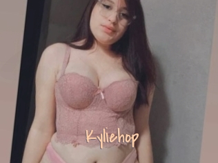 kyliehop Salopes de 18 ans