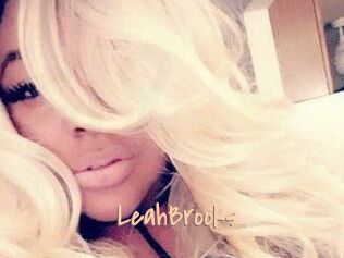 Leah_Brooks