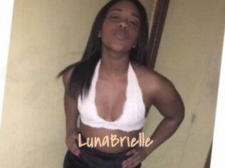 Luna_Brielle