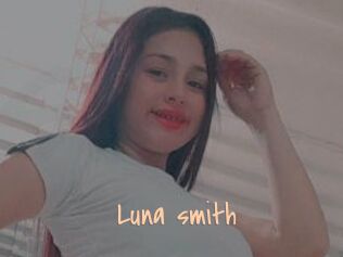 Luna_smith