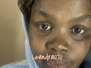 Leandra070