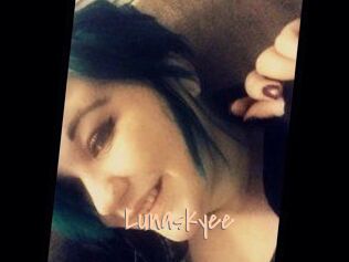 Lunaskyee