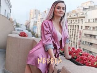 MEDEEA Salopes de 18 ans