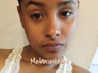 Melanie_Geller Salopes de 18 ans