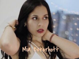 Mia_Bekerhott
