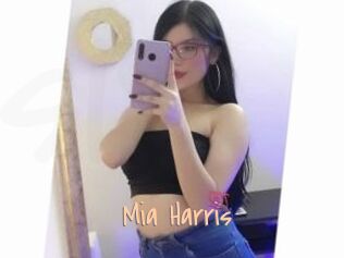 Mia_Harris