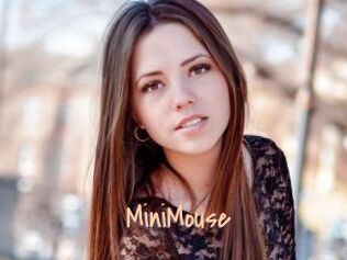 MiniMouse Salopes de 18 ans