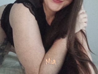 Mia