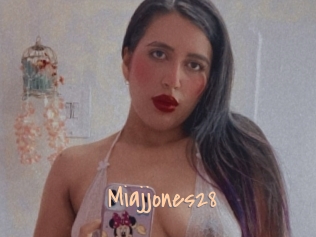 Miajjones28