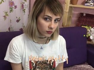 Naomi_pretty