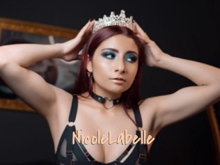 NicoleLabelle Salopes de 18 ans