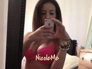 NicoleMe