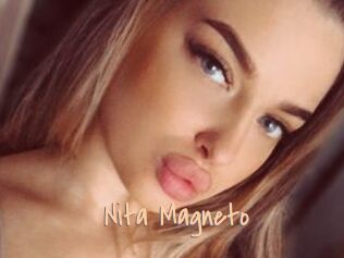 Nita_Magneto Salopes de 18 ans