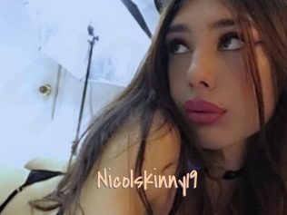 nicolskinny19 Salopes de 18 ans