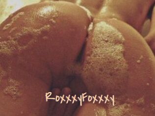 RoxxxyFoxxxy