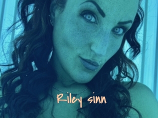 Riley_sinn