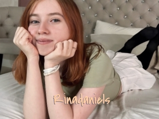 rinadaniels Salopes de 18 ans
