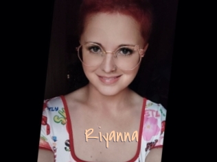 riyanna Salopes de 18 ans