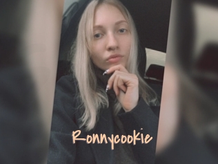 ronnycookie Salopes de 18 ans
