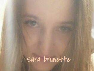 Sara_brunette