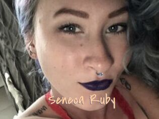 Seneca_Ruby Salopes de 18 ans