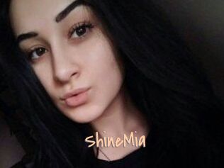 ShineMia