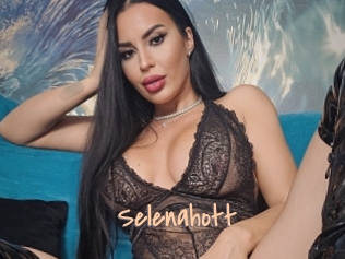 Selenahott
