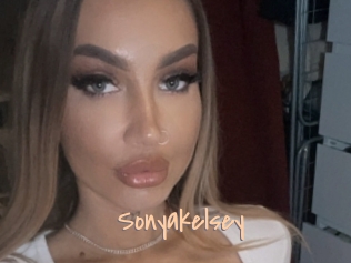 sonyakelsey Salopes de 18 ans