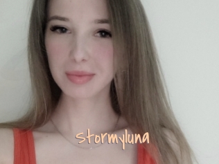 Stormyluna