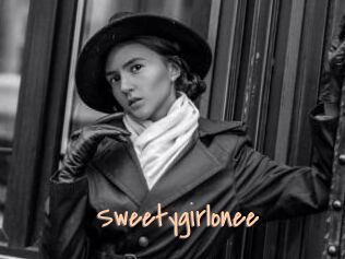 Sweetygirlonee