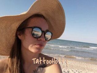 TattooHotty Salopes de 18 ans