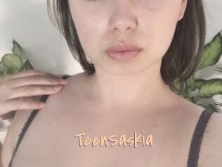 TeenSaskia