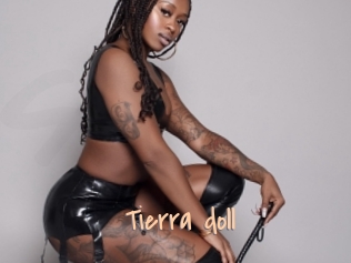 Tierra_doll